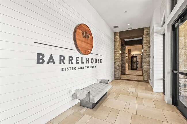 Building Photo - 13731 Messina Loop