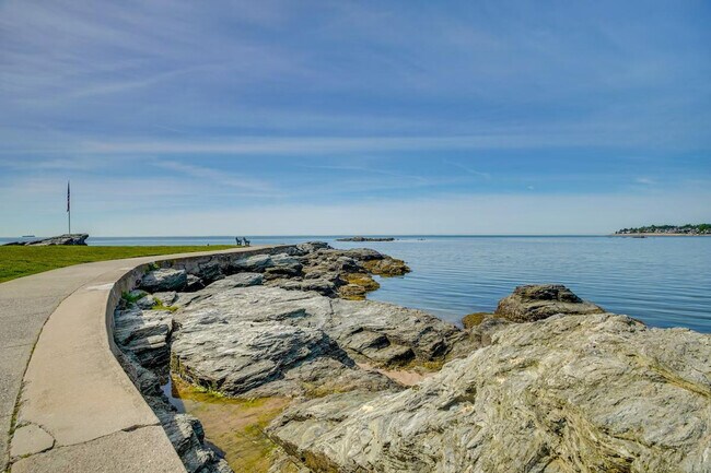 Building Photo - 109 Hawley Ave