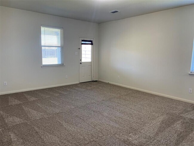 Building Photo - 9425 Bald Cypress St