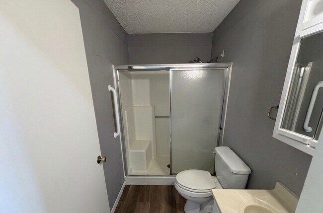 Building Photo - Charming 3-bedroom Home in Wamego close to West Elementary School