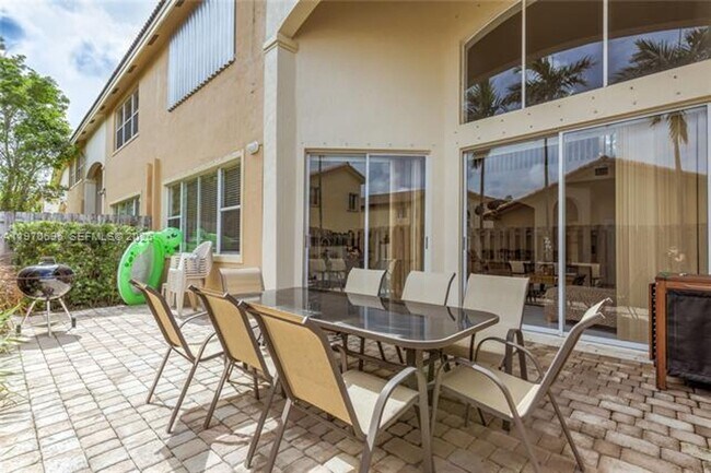 Building Photo - 11264 NW 54th Terrace