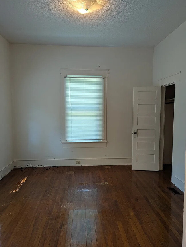 Primary Photo - Nice 1 Bed / 1 Bath duplex home in a desir...