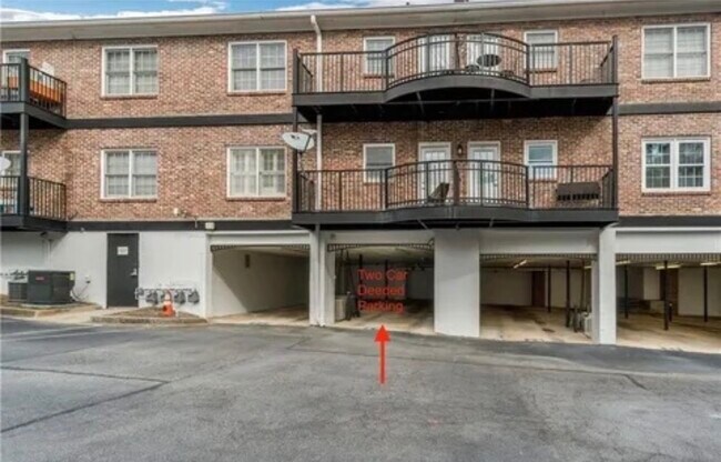 Building Photo - 3675 Peachtree Rd NE