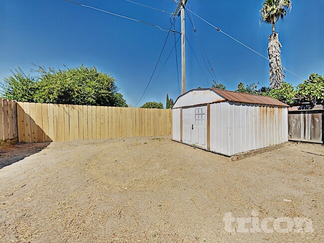 Building Photo - 2333 Nancy Ln