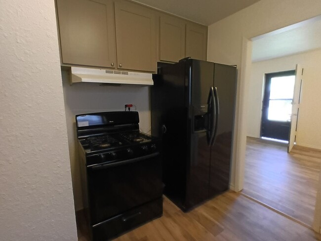 Building Photo - Midwest City Schools!