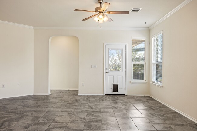 Building Photo - 805 Sandhill Branch Dr