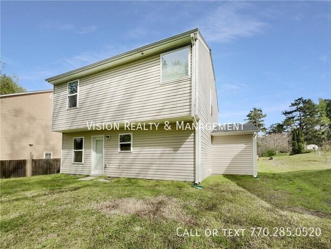 Building Photo - 745 Dot Dr