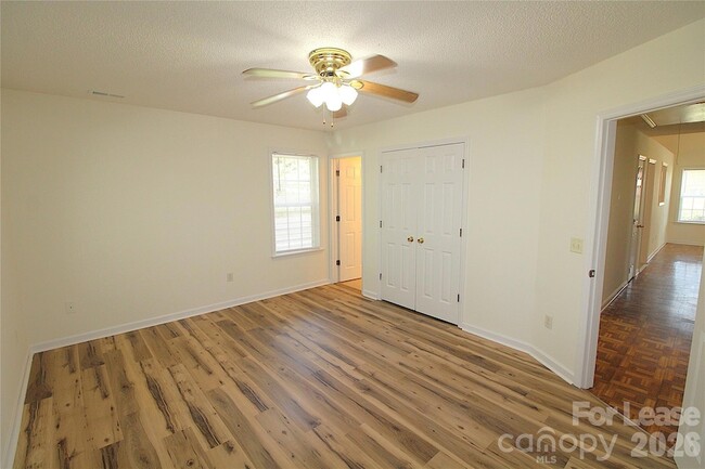 Building Photo - 309 Hamilton St