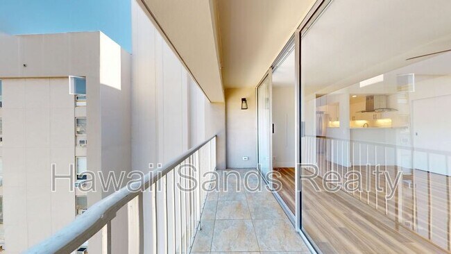 Building Photo - 430 Keoniana St