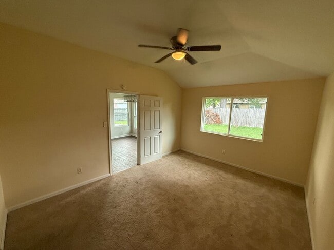 Building Photo - 6534 Lodgepole Rd