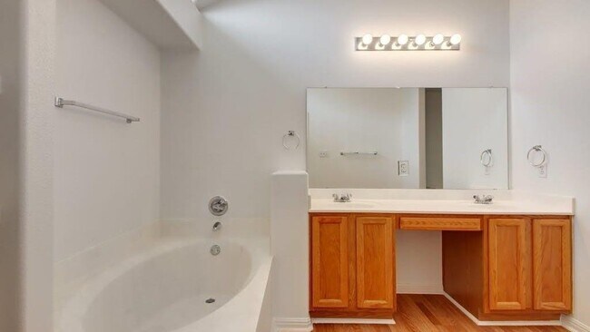 Building Photo - 11717 Dunfries Ln