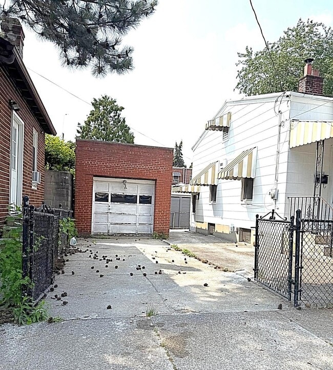 Building Photo - 21-72-72 48th St