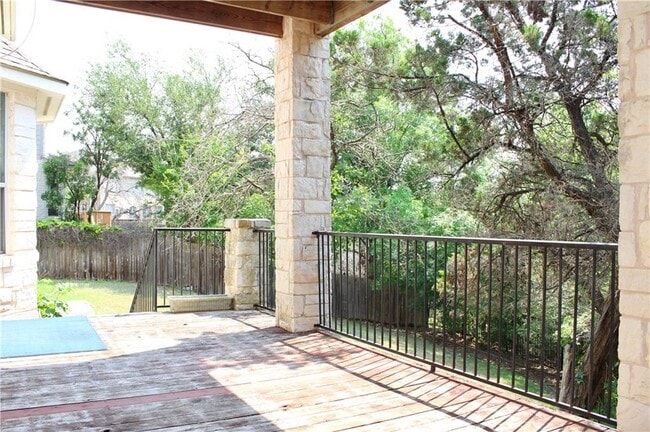 Building Photo - 7222 Ellaview Ln
