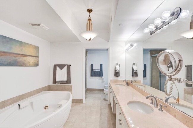 Building Photo - 3100 N Ocean Blvd