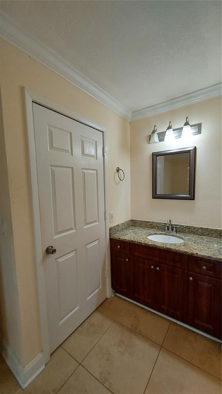 Building Photo - 455 Alt 19
