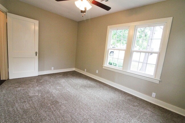 Building Photo - 1453 N 35th St