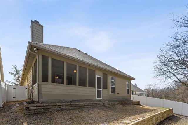 Building Photo - 232 Creekview Dr