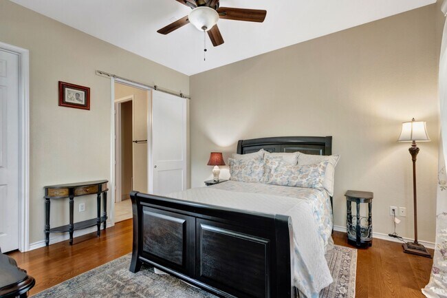 Building Photo - Richardson Townhome