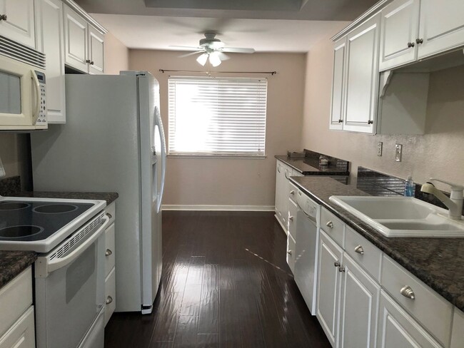 Building Photo - 12036 Caminito Campana