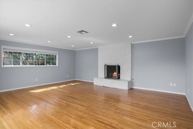 Building Photo - 2228 Warfield Ave