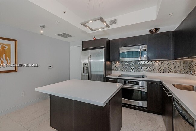 Building Photo - 90 SW 3rd St