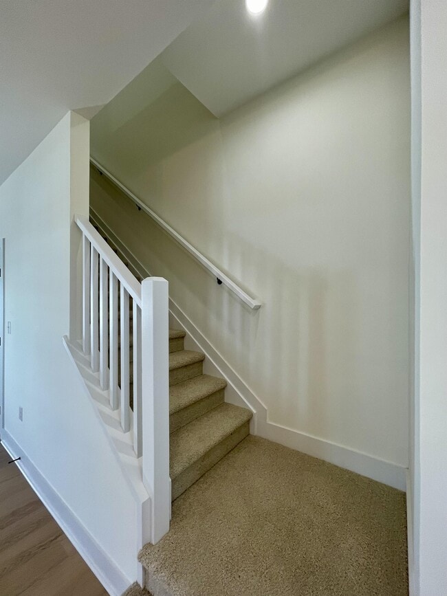 Building Photo - 556 Leesville Rd