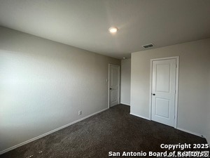 Building Photo - 141 Middle Grn Lp