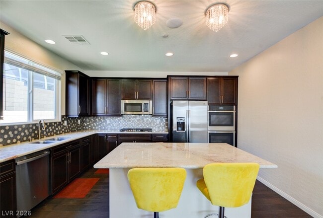 Building Photo - 141 Neverland Ave