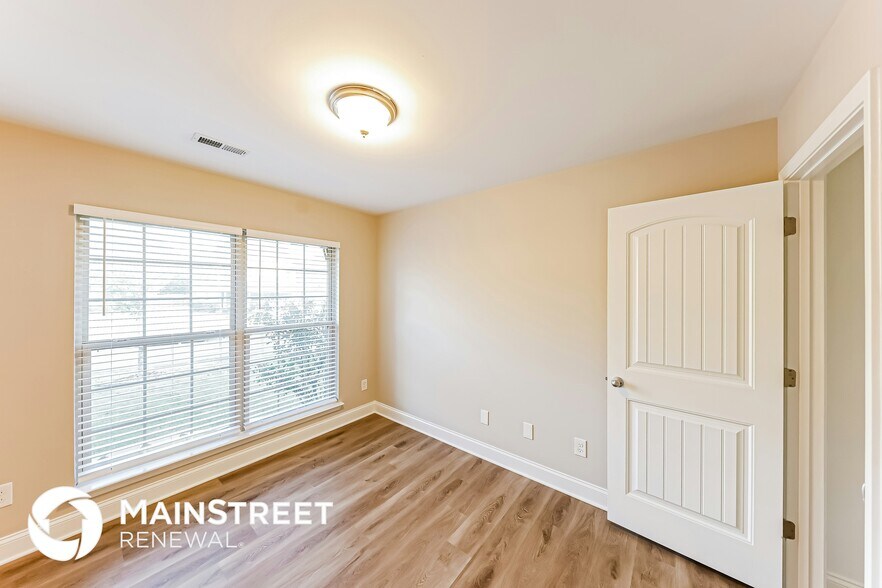 Building Photo - 133 Hidden Trace Ct