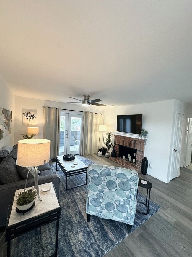 Primary Photo - 1 Bedroom 1 Bath Fully Furnished Ready To ...