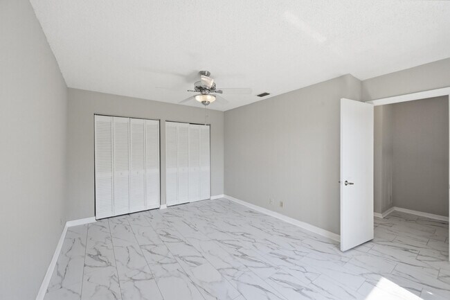 Building Photo - 9364 Ketay Cir