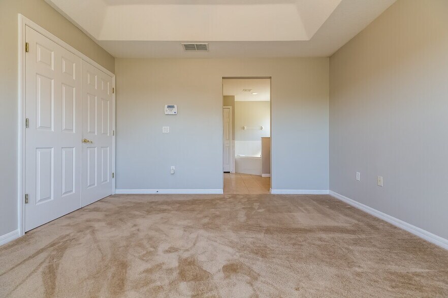 Building Photo - 1480 Muir Cir