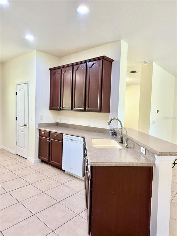 Building Photo - 3174 Grasmere View Pkwy N