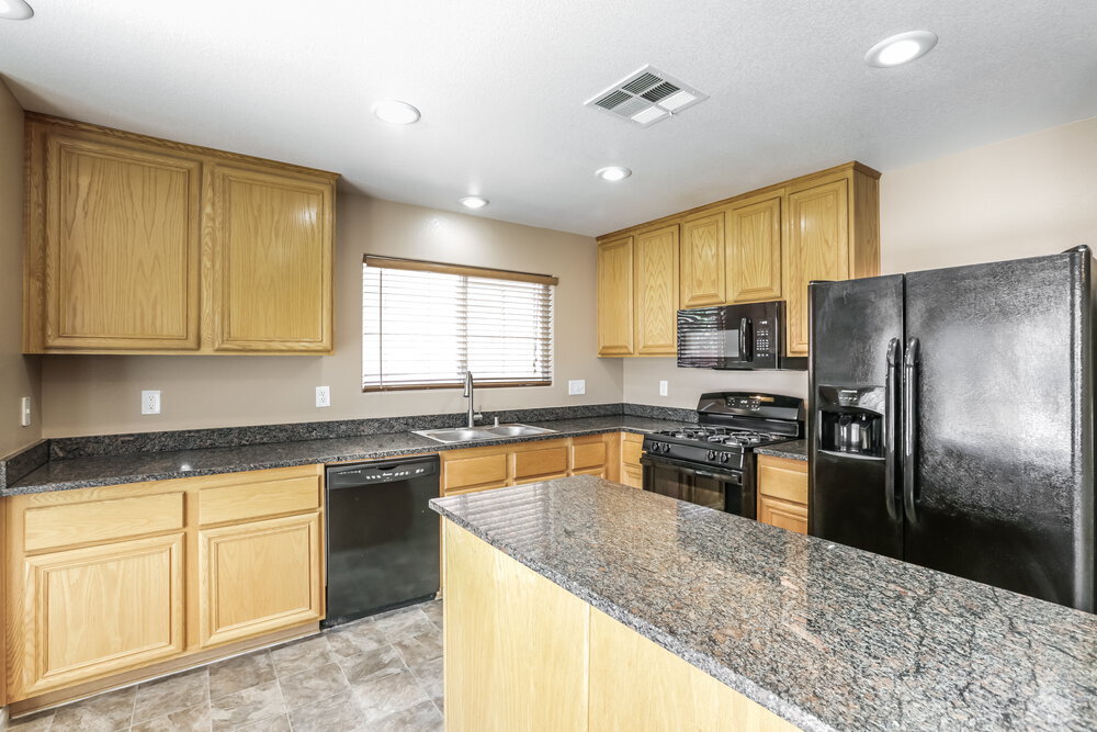 Building Photo - 5033 Diamond Ranch Ave