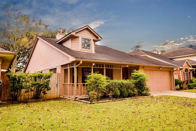 Building Photo - 3530 Santa Rosa Ln