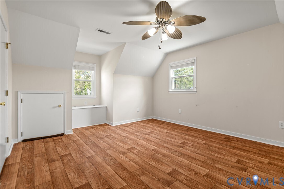 Building Photo - 7156 Birchwood Cir