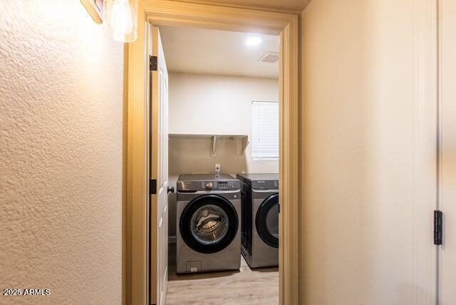 Building Photo - 4421 E Lone Cactus Dr