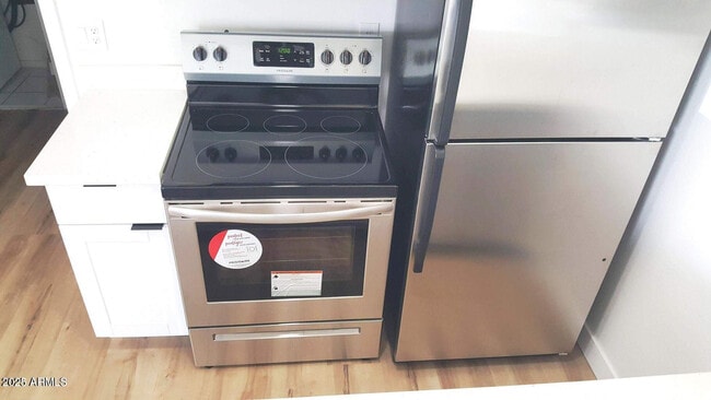 Building Photo - 461 W Holmes Ave