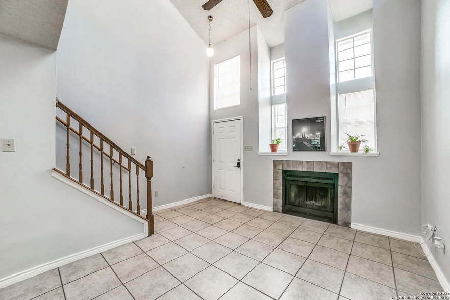 Building Photo - 7921 Santa Catalina