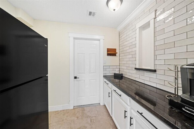 Building Photo - 12986 Wood Harbour Dr