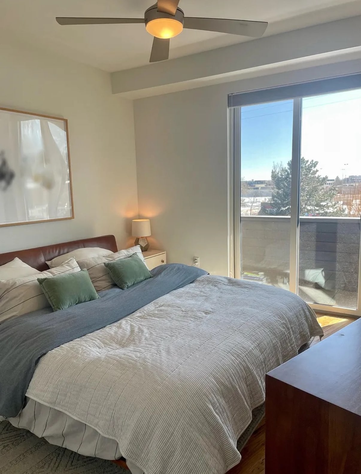 Primary bedroom with deck - 2530 28th St