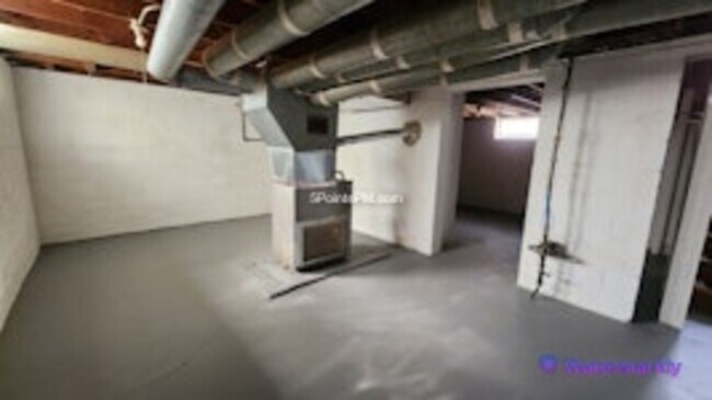 Building Photo - 5015 E 113th St