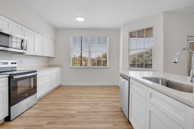 Building Photo - 10855 Windsor Walk Dr