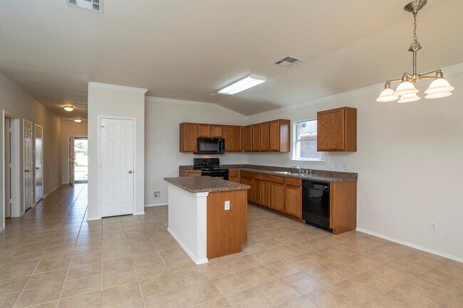 Building Photo - 517 Emma Rose Trail