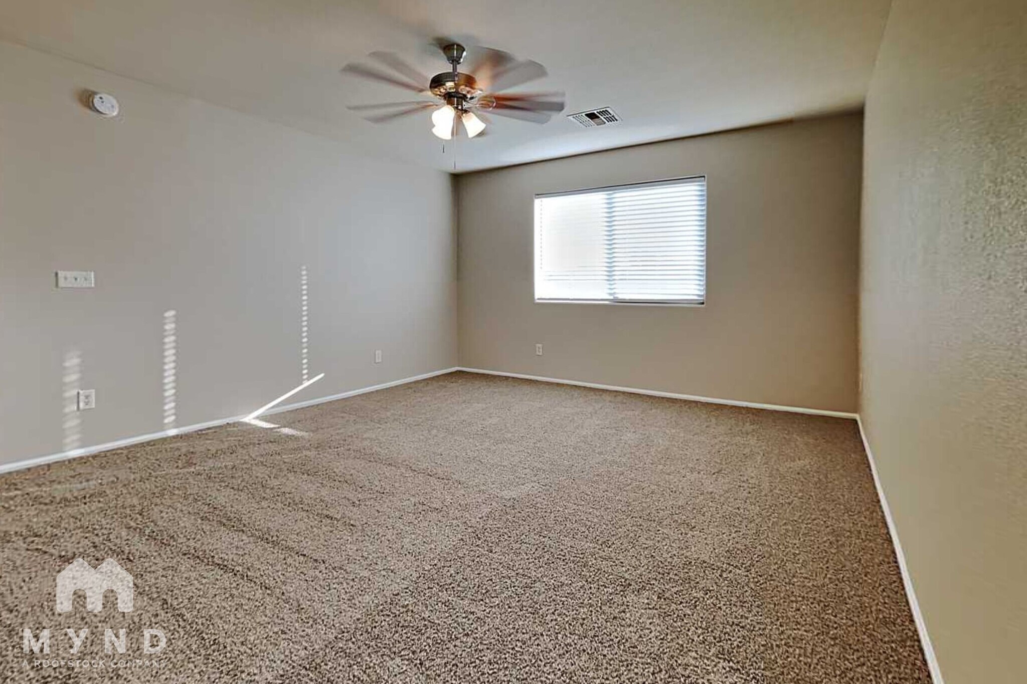 Building Photo - 28504 N Dolomite Ln