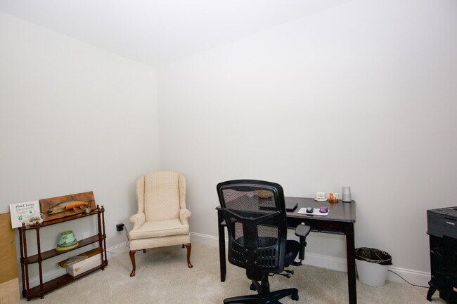Building Photo - 125 Lancashire Ln