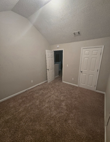 Building Photo - 4958 Wewatta St