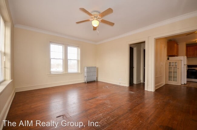 Building Photo - 547 Spring Rd