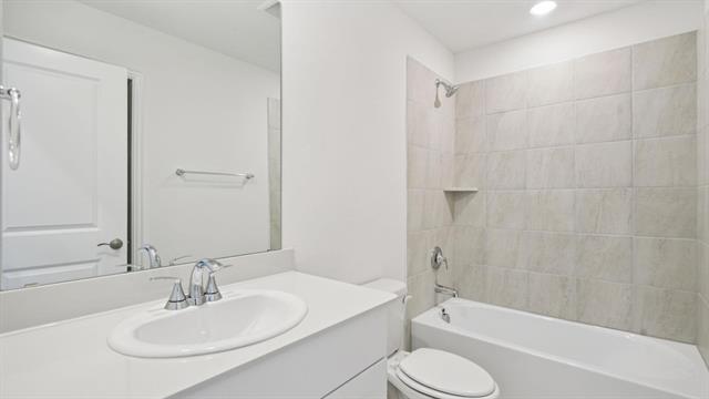 Building Photo - 6624 Vly Lk Ln