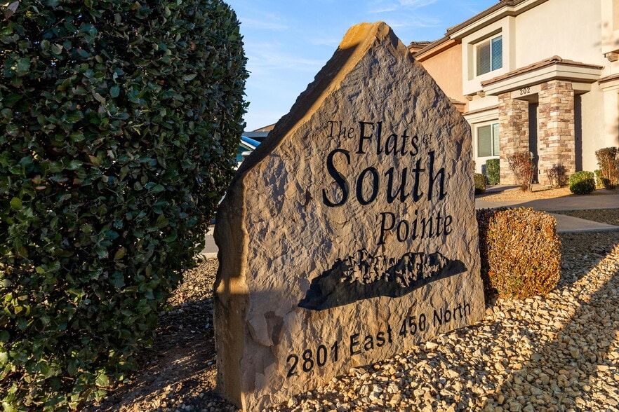 Building Photo - 2801 E 450 N